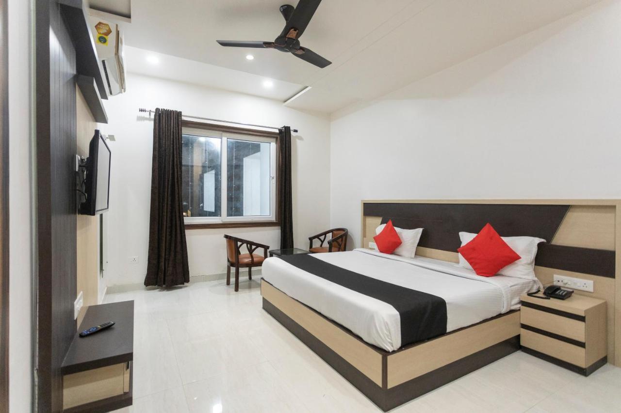 Capital O 69415 Green View Resort Alīgarh エクステリア 写真
